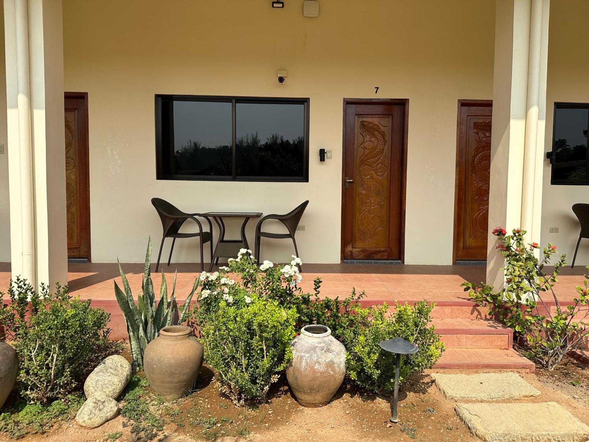 Strutz Art Garden Resort Bangued Ruang foto